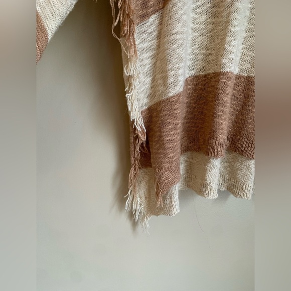 Fantastic fawn sweater striped oversized thin knit boho coastal oversized fringe - Picture 3 of 8